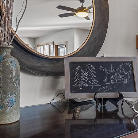 3 Bedroom Condo By Canadian Rockies Vacation Rentals キャンモア エクステリア 写真