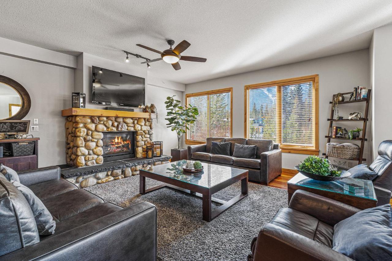3 Bedroom Condo By Canadian Rockies Vacation Rentals キャンモア エクステリア 写真