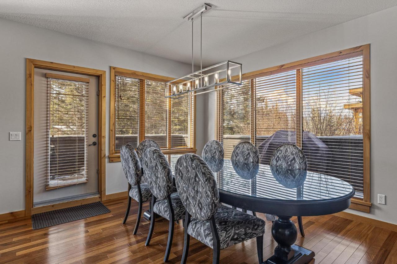 3 Bedroom Condo By Canadian Rockies Vacation Rentals キャンモア エクステリア 写真