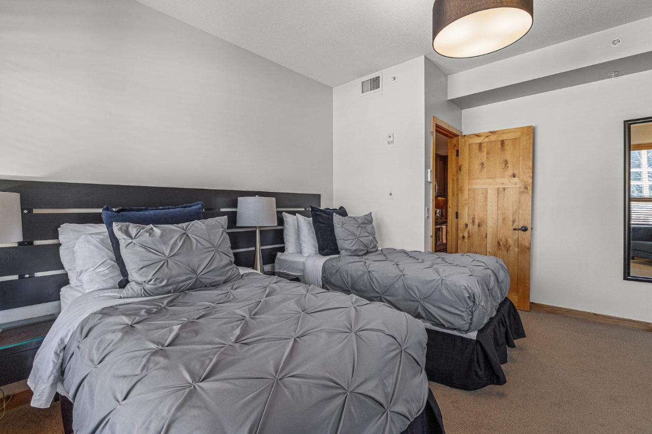 3 Bedroom Condo By Canadian Rockies Vacation Rentals キャンモア エクステリア 写真